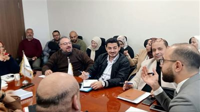 الرعايا الصحية بالسويس تعقد إجتماعها اليومي لمتابعة سير العمل بالوحدات الصحية