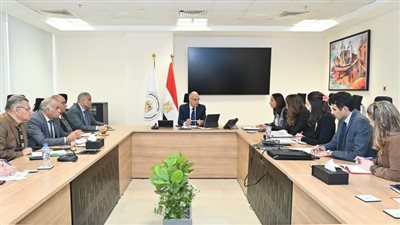 سويلم يبحث مع مديرة الوكالة الفرنسية للتنمية سبل تعزيز التعاون 