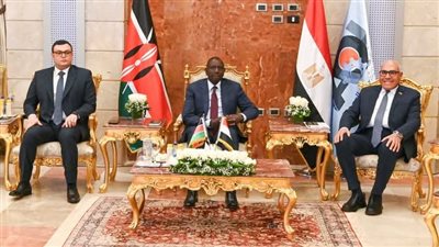 رئيس جمهورية كينيا يزور الهيئة العربية للتصنيع 