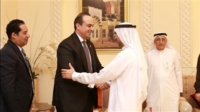 رئيس هيئة الرعاية الصحية يلتقى المدير العام لهيئة صحة دبي لتعزيز التعاون المشترك في قطاع الرعاية الصحية