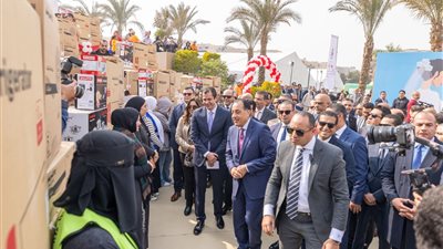 رئيس مجلس الوزراء يشهد إطلاق صندوق تحيا مصر 