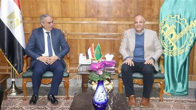 رئيس جهاز حماية المستهلك ومحافظ القليوبية  يبحثان آليات ضبط الأسواق وأسعار السلع  بالمحافظة 