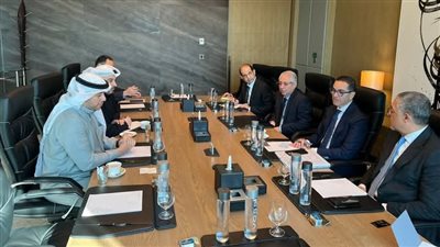 وزير الاستثمار يلتقي وفد مجموعة عارف الاستثمارية الكويتية لاستعراض فرص ومقومات الاستثمار بالسوق المصري