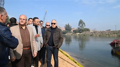 سويلم يصل لمحافظة القليوبية ويتفقد عملية إحلال وتجديد قنطرة فم بحر مويس