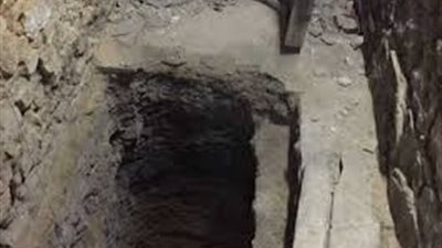 نيابة الجيزة تعاين موقع التنقيب عن الآثار بأوسيم