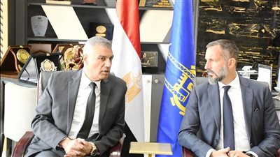 الأمير رحيم الحسينى يقدم شكره للرئيس السيسى والحكومة لإخراج مراسم الجنازة والدفن فى أسرع وقت للأمير الراحل كريم أغاخان