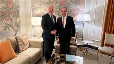 وزير الخارجية والهجرة يلتقي السناتور 