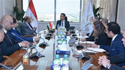 وزير التموين يبحث مع رئيس مجلس ادارة مجموعة بنده السعودية سبل التعاون وتطوير قطاع التجزئة في مصر