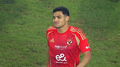 بعد طرده؟| هل يلحق مصطفى العش مدافع الأهلي بلقاء القمة؟.. اللائحة تجيب