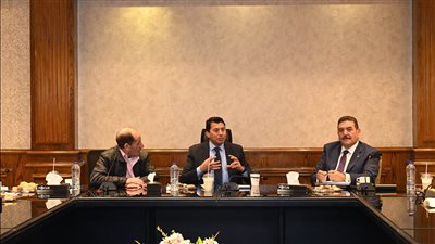 وزير الرياضة يلتقي أعضاء مجلس صندوق الرياضة المصري