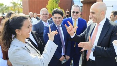 وزير التربية والتعليم ونظيره الإيطالي يتفقدان 