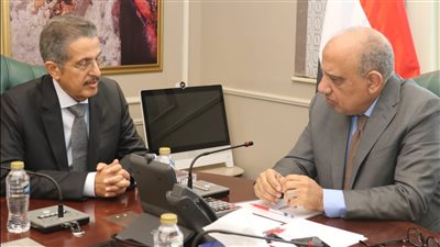 وزير الكهرباء يبحث مع شركة 