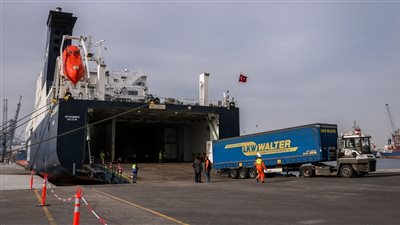 النقل : مميزات كبيرة يوفرها الخط الملاحي 