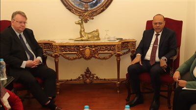 وزير العمل: مستمرون مع شركائنا الدوليين والمحليين في مواجهة 