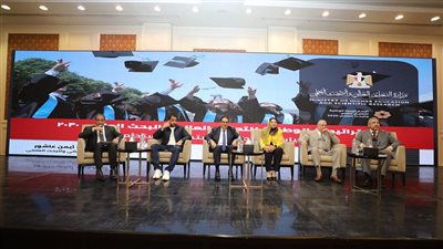 وزير التعليم العالي يشهد جلسة حوارية لمناقشة آليات تطبيق السياسة الوطنية للابتكار المستدام