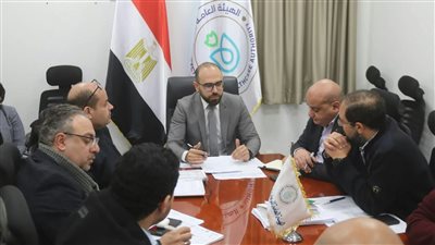 قيادات الرعاية الصحية بالسويس تبحث إحتياجات منتفعي التأمين الشامل