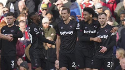 قدم هدية لليفربول.. وست هام يذيق أرسنال هزيمة قاسية