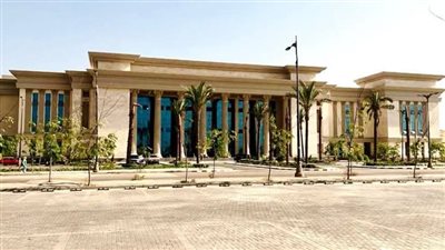 وزير الإسكان يتابع موقف تنفيد وتشغيل الخدمات للمواطنين بمدينة المنصورة الجديدة
