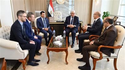 وزيرا التعليم العالي والشباب والرياضة يعقدان اجتماعًا مع رئيس الاتحاد الدولي للرياضة الجامعية