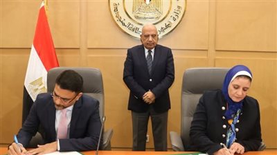 وزير الكهرباء يشهد توقيع اتفاقية مشروع إنشاء محطتى تخزين طاقة بقدرة 1500 ميجاوات ساعة بالتعاون مع شركة  اميا باور الاماراتية