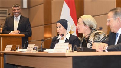 نائب الوزير تشارك في مؤتمر إطلاق تطبيقات تعزيز وتنظيم الأنشطة السياحية في المحميات الطبيعية ورصد ومتابعة الكائنات البحرية