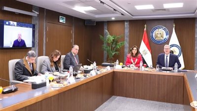 مجلس إدارة هيئة البترول يعقد اجتماعه برئاسة وزير البترول 