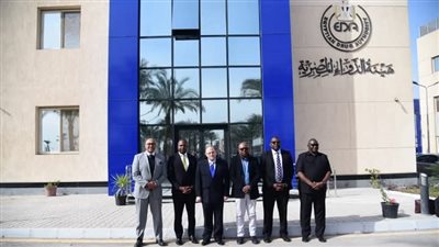 رئيس هيئة الدواء المصرية يستقبل وفد هيئة تنظيم الأدوية بدولة زامبيا