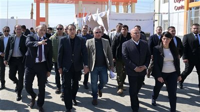 رئيس الوزراء يفتتح المركز اللوجستي الجمركي المطور للمنطقة الاقتصادية لقناة السويس بالشراكة مع 