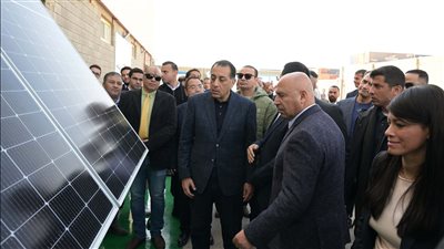 رئيس الوزراء يفتتح مجمع المصانع الجاهزة التابع لشركة التنمية الرئيسية ومصنع 