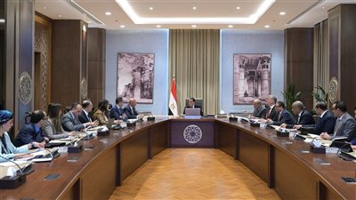 رئيس الوزراء يتابع مستجدات موقف تنفيذ برنامج الطروحات الحكومية