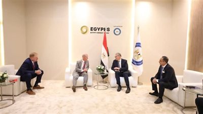 وزير البترول يلتقي بوفد الكونسورتيوم الجديد 