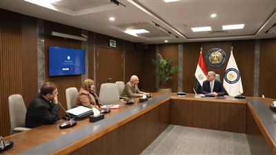 وزير البترول والثروة المعدنية يلتقي اعضاء مجلسي النواب والشيوخ لتعزيز التكامل