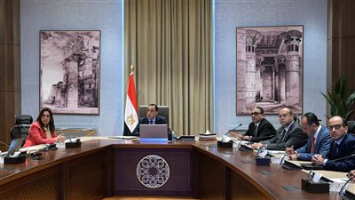 رئيس الوزراء يترأس اجتماع اللجنة الوزارية للعدالة الاجتماعية