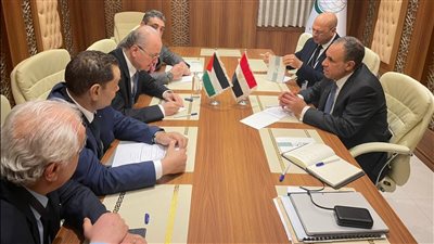 وزير الخارجية والهجرة يلتقي مع رئيس الوزراء وزير الخارجية الفلسطيني 