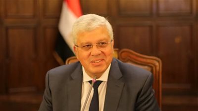 وزير التعليم العالي يهنئ مستشفيات جامعة أسيوط لحصولها على شهادة الأيزو 9001:2015