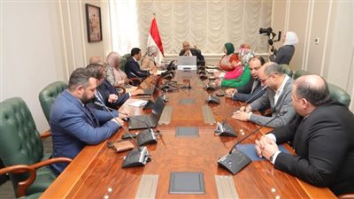 وزير العمل يوجه بسرعة الانتهاء من مشروع ميكنة ورقمنة برنامج تشغيل ورعاية العمالة غير المنتظمة