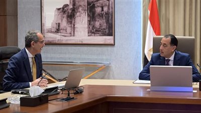 رئيس الوزراء يُتابع مع وزير الاتصالات وتكنولوجيا المعلومات أهم ملفات العمل