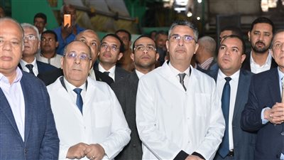 وزير التموين يتفقد مصنع سكر قوص ومصنع الورق لمتابعة عمليات التوريد والإنتاج بقنا