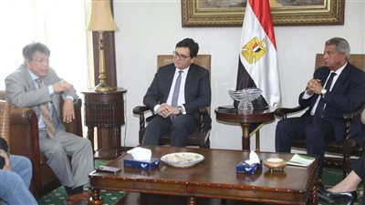 وزير الثقافة ورئيس المجلس الأعلى لتنظيم الإعلام يجتمعان لبحث مستقبل التعاون الثقافي والإعلامي