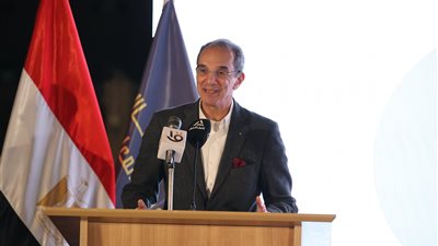 وزير الاتصالات يشهد فعاليات ملتقى 