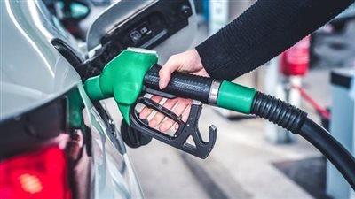 رئيس الوزراء يوضح سبب رفع أسعار الوقود