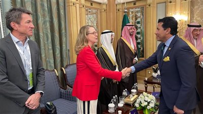 وزير الرياضة يشهد افتتاح منتدى الاستثمار الرياضي بالرياض