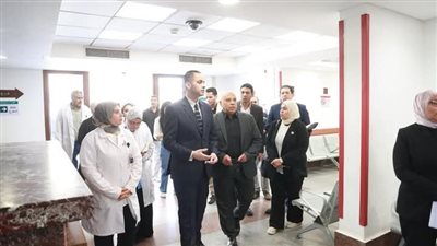 نائب وزير الصحة يقوم بجولة مفاجئة في المركز التخصصي لطب الأسنان والمجالس الطبية المتخصصة