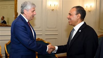  وزير الخارجية والهجرة يستقبل مدير المركز الدولي لتطوير سياسات الهجرة