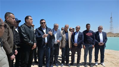 رئيس الوزراء يتفقد مشروع مارينا By The Lake M8 بمدينة العلمين الجديدة