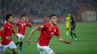 شوبير يكشف حقيقة مفاوضات الأهلي مع مصطفى محمد