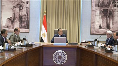 رئيس الوزراء يُتابع الموقف المالي لهيئة التأمين الاجتماعي وموقف استثمارات أموال صندوقها الاستثماري
