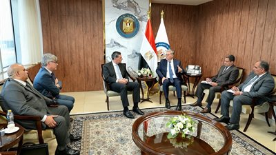 وزير البترول يستقبل رئيس شركة أنرجين اليونانية لبحث أوجه التعاون المشترك
