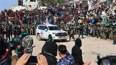 حماس: حياة المحتجزين بغزة فى خطر بسبب عمليات القصف لجيش الاحتلال