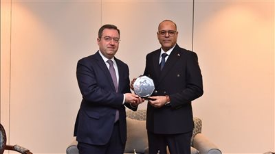 وزير العمل يلتقي وفدًا من مركز العمل للتعاون الإسلامي لبحث ملفات مشتركة